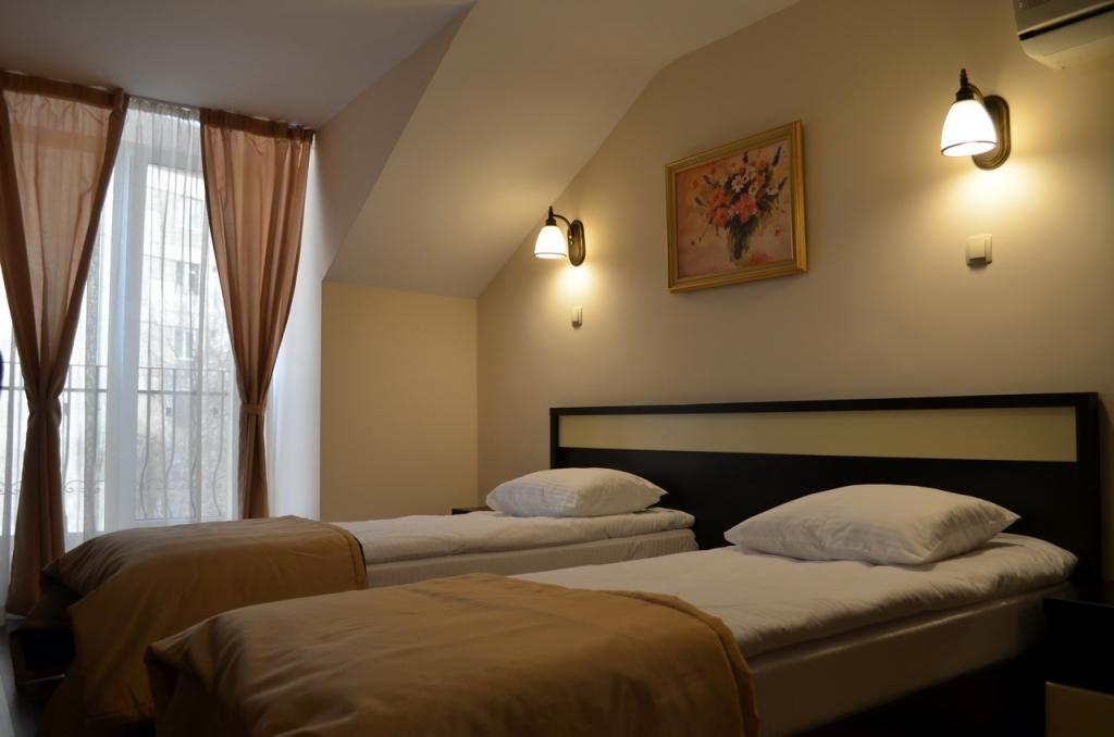Vila Gardenia Hotell Oradea Exteriör bild